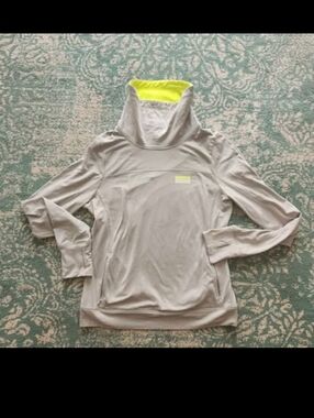 PINK Victorias Secret Funnel Neck Yoga long sleeve athletic shirt. Size Large